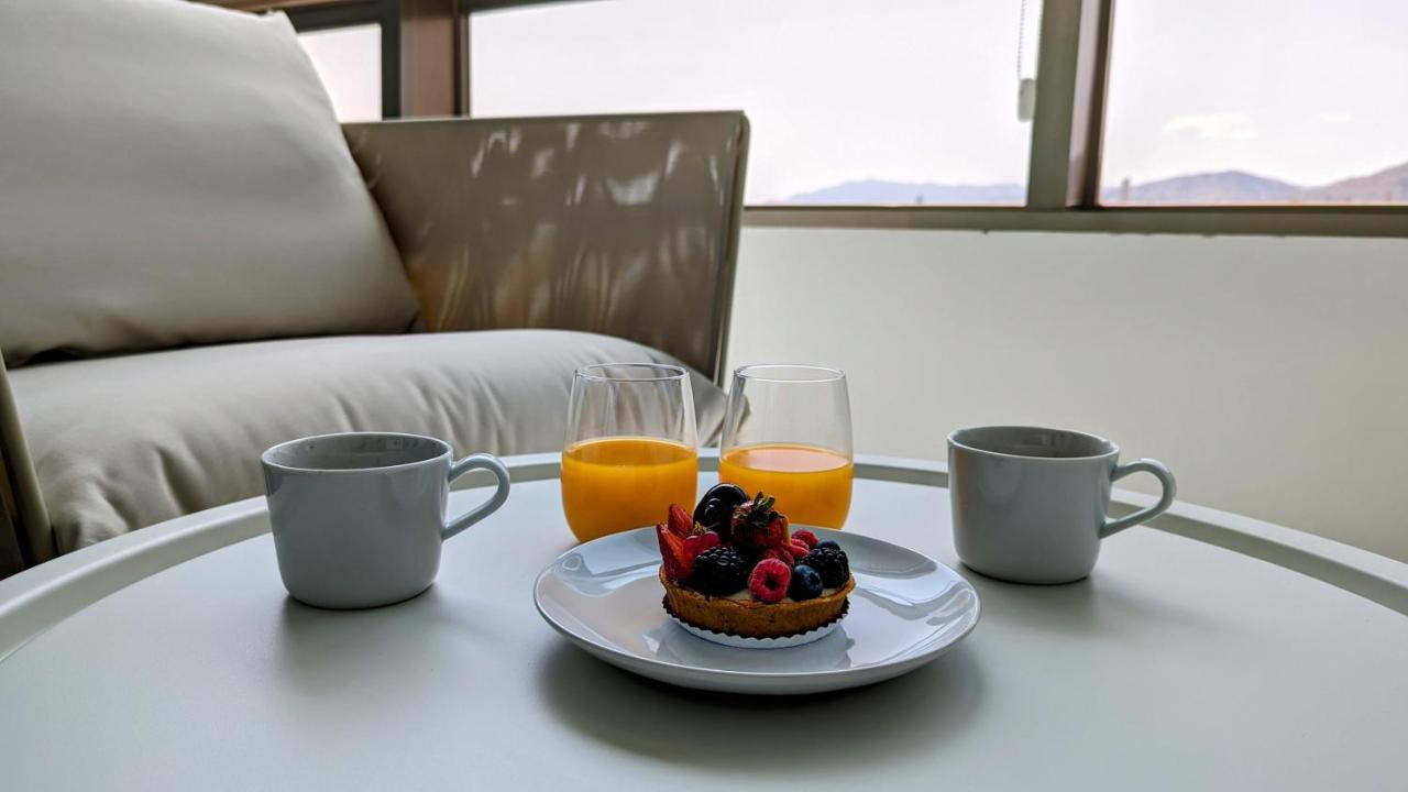 Gemelos Sea Front Apartment Бенидорм Екстериор снимка