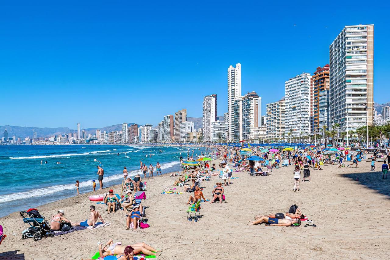 Gemelos Sea Front Apartment Бенидорм Екстериор снимка